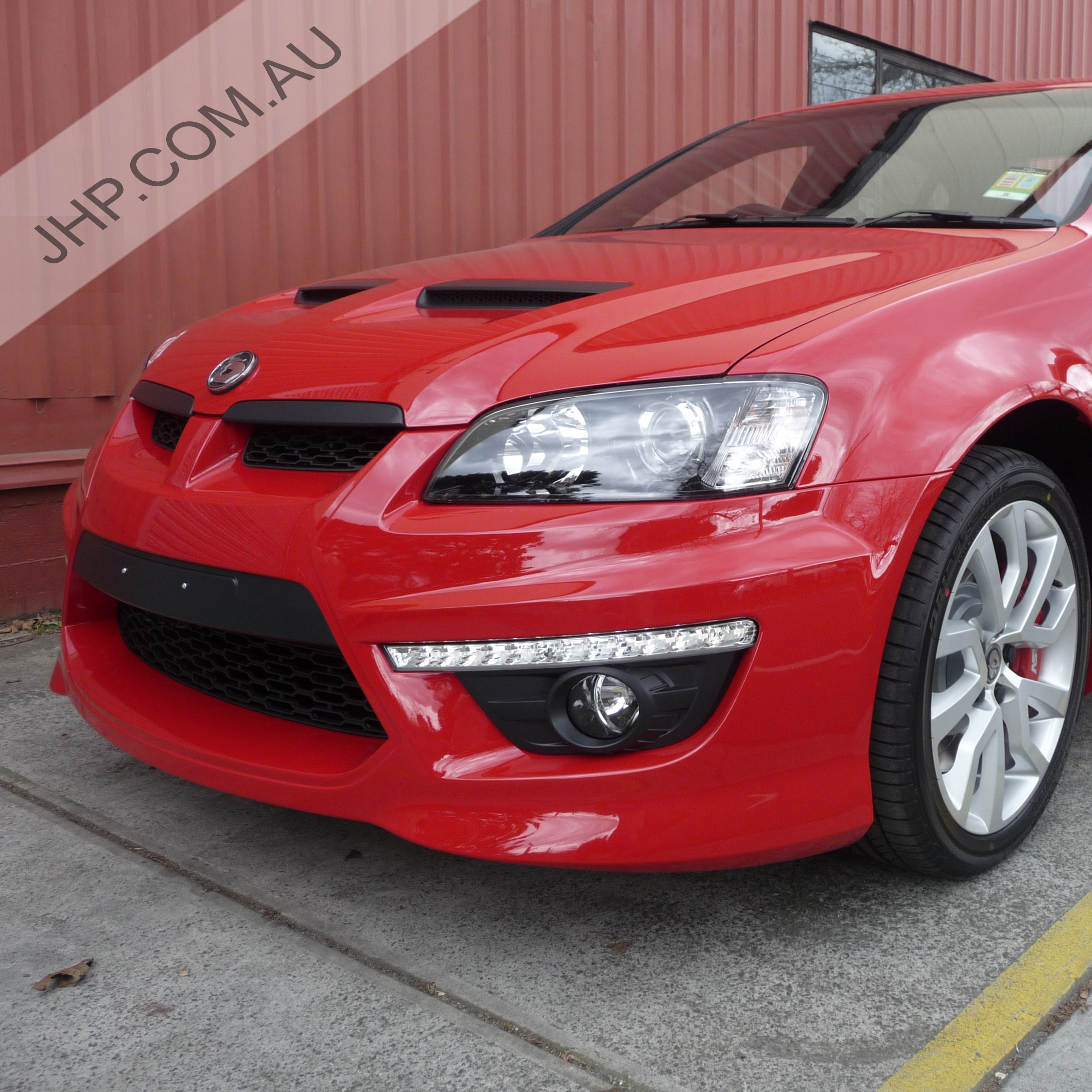 Pontiac G8 HSV Holden Commodore Front Conversion Kit. 